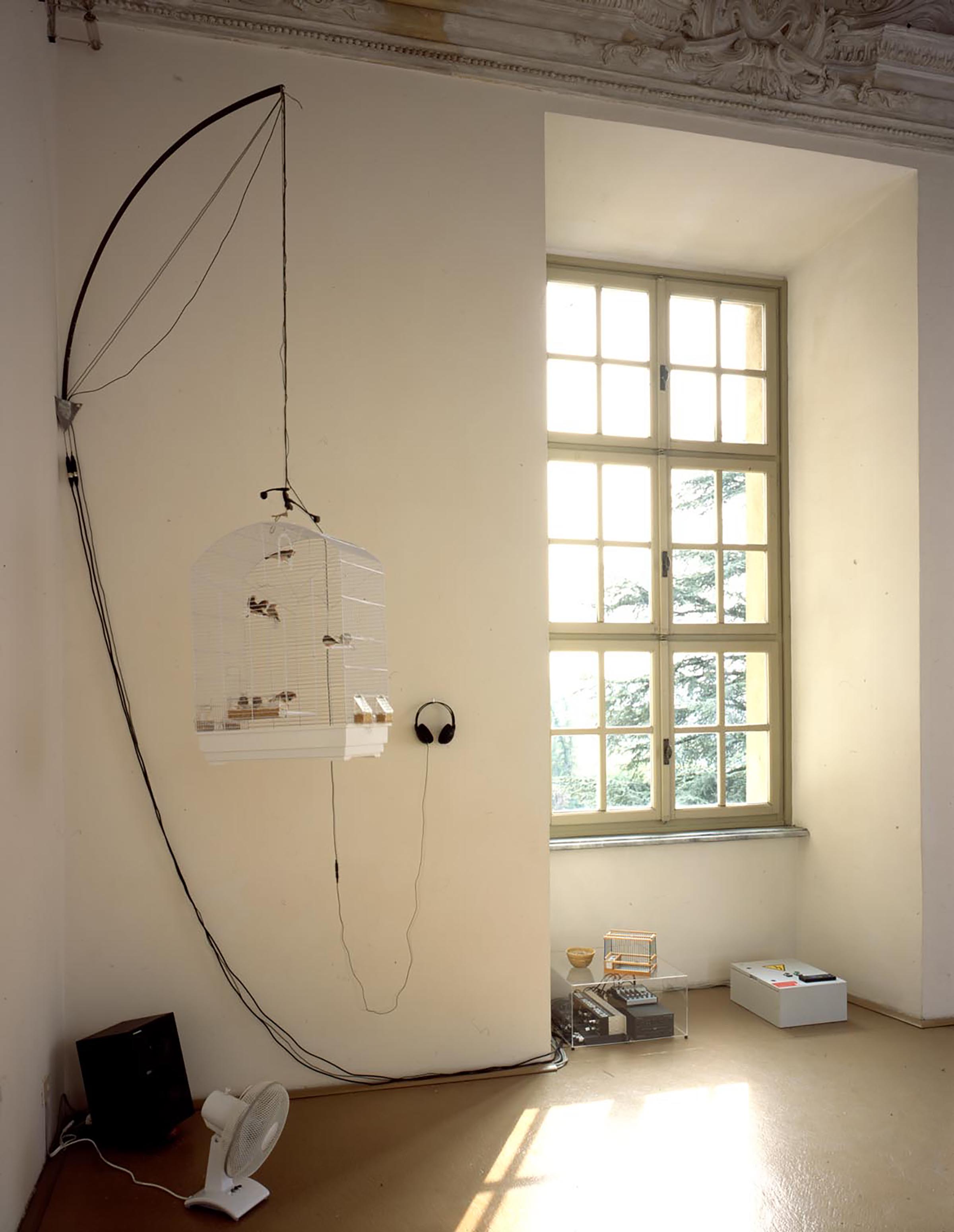 Bruna Esposito, Sereno-variabile, 2002 (detail)
